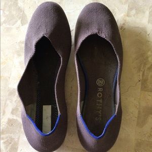 Rothys Brown mink round toe size 11 woman’s flat shoes